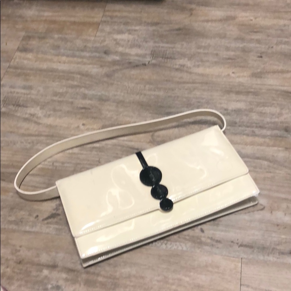 Burberry clutch